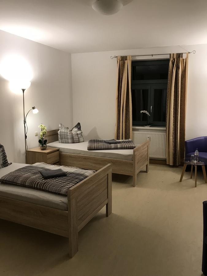 Zimmervermietung Gross Laasch Apartment Bagian luar foto